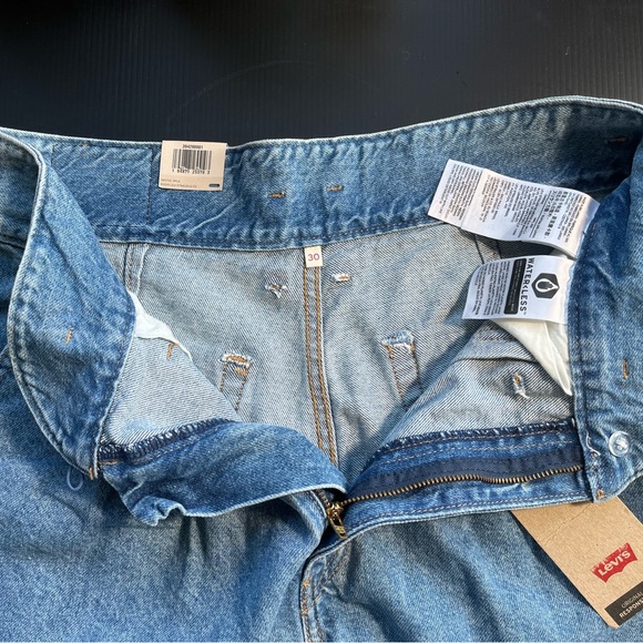 LEVIS MOM SHORTS SIZE 30 HIGH RISE RELAXED A LINE - Picture 14 of 16